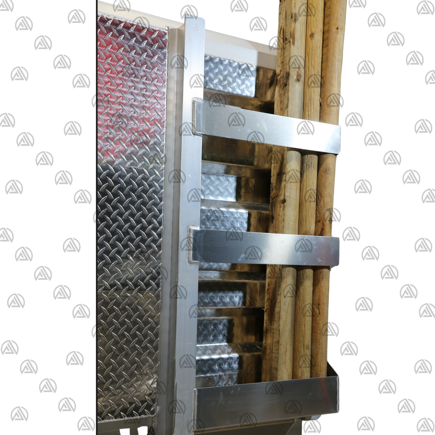 Single Door Headache Rack with Rear Wood Rack