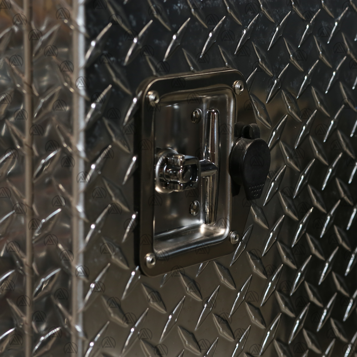 Single Door Headache Rack with Rear Wood Rack